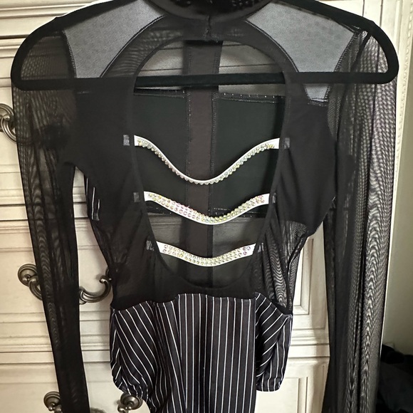 Glamour Costume - Picture 2 of 3